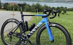Canyon Aeroad CF SL 8.0 | Aeroad CF SL 8.0 | velomarkt.ch