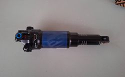 Rock Shox Sidluxe Ultimate Dämpfer 3 Pos 165x45 kaufen in Zoug #3 | velomarkt.ch