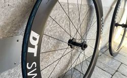 DT Swiss ARC 1100 DICUT 62 Carbon Laufradsatz – Top Zustand kaufen in San Gallo #2 | velomarkt.ch
