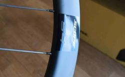 Carbon Laufradsatz, Scope S4, 45mm, Rennrad/Gravel, Tubeless | Carbon Laufradsatz, Scope S4, 45mm, Rennrad/Gravel | velomarkt.ch