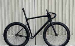 Frameset S-Works Tarmac SL8 Custom Paint "Stealth" 58 | Grösse 58 (ideal für Körpergrösse 181-192cm) | velomarkt.ch
