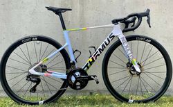 2026 Thömus Sliker R3 Ultimate Nexetis Dura-Ace Di2 Carbon Rennvelo | NP: CHF 12’000.-…. einmalige Gelegenheit. | velomarkt.ch