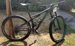 Specialized epic comp Carbon evo 2020 | VTT tout suspendu, idéal pour le cross country | velomarkt.ch