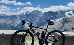 Canyon Ultimate CF SLX Disc 9.0 Etap 2XS WMN kaufen in Zürich #1 | velomarkt.ch