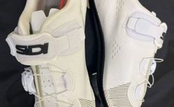 FABRIKNEUE SIDI ROAD Genius 10 Knit Weiss 42 kaufen in Basel-Landschaft #3 | velomarkt.ch