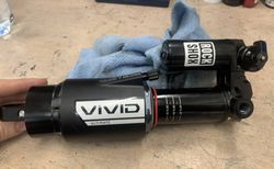 RockShox Vivid Ultimate kaufen in Saint-Gall #2 | velomarkt.ch