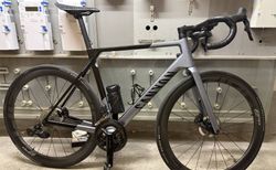 Canyon Ultimate CF SL Di2 | Top Bike, wie neu! | velomarkt.ch
