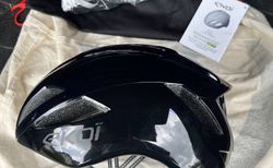 Neuer Ekoi AR14 Helm, Gr. M (54-58cm), ungetragen, Sonderedition Klavierlack kaufen in Berne #4 | velomarkt.ch