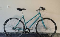 Top gepflegtes Citybike Velo (Damen), 7 Gänge | Guter Zustand, Griffe und Sattel in schwarz u weiß | velomarkt.ch