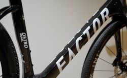 FACTOR OSTRO GRAVEL SHIMANO GRX Di2 56 UD Gloss kaufen in Berne #4 | velomarkt.ch
