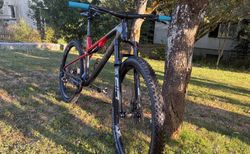 ARC8 Evolve FS | Schweizer Premium XC Racebike | velomarkt.ch