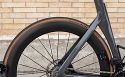 Canyon Aeroad CF SLX XXL mit Force AXS und ARC 1100 | Schnelles Aeroad CF SLX XXL mit AXS und ARC 1100, | velomarkt.ch