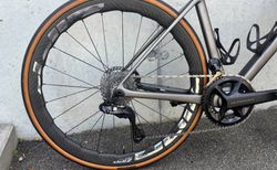 ENVE Melee 2024 | Grösse 54 | 7.4 kg | Ultegra Di2 | Zipp 353 NSW | velomarkt.ch