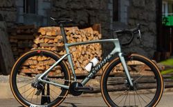Specialized S-Works Tarmac SL7 — SRAM Red eTap AXS — Grösse 56 — OHNE LAUFRÄDER | Specialized S-Works Tarmac SL7 — SRAM Red eTap AXS | velomarkt.ch