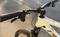 PIVOT FIREBIRD MY 2026 in XL - High End Enduro - Top Zustand und umfangreich verbessert kaufen in St. Gallen #5 | velomarkt.ch