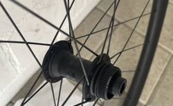 Gravel Carbonlaufradsatz Bontrager Aeolus Elite 35V kaufen in Zurich #3 | velomarkt.ch
