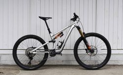 Specialized Stumpjumper 15 Fox Coil Alloy S3 | wenig genutzt / inkl Garantie / Upgrades & Zubehör | velomarkt.ch