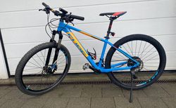 CUBE ACID Hardtail mit 27.5 Alu Lite Rahmen 16" | CUBE ACID Hardtail 16" in blue n' flashorange | velomarkt.ch