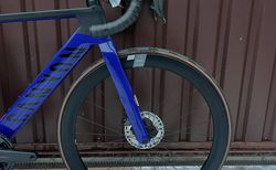 2024 Canyon Aeroad CF SLX 8 Disc di2 kaufen in Uri #2 | velomarkt.ch