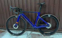 2024 Canyon Aeroad CF SLX 8 Disc di2 kaufen in Uri #5 | velomarkt.ch