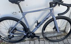 CANYON ENDURACE CF 7 DI2 | CANYON ENDURACE CF 7 DI2 - GROSSE M | velomarkt.ch