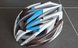 Zwei originale Teamhelme für Sammler kaufen in Schaffhouse #3 | velomarkt.ch