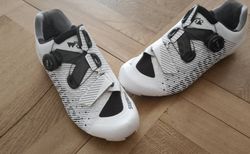 SUPLEST Rennrad Schuhe Gr 40 | SUPLEST Rennrad Schuhe Gr 40 | velomarkt.ch