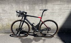 Rose Reveal Four Disc Carbon Rennrad, SRAM Force AXS, RH 57 | Carbon-Endurance-Rennrad mit elektronischer SRAM | velomarkt.ch