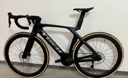 Trek Madone SLR 7, 7ᵉ génération, taille 54. | Bonjour, | velomarkt.ch