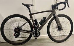 2024 S-Works Roubaix SL8 SRAM RED AXS - Top Zustand! | Rahmengrösse 52, UCI zugelassen | velomarkt.ch