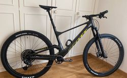 Scott Spark RC Team Issue NEU! | Scott Spark RC Team Issue, FOX, XT, XO | velomarkt.ch