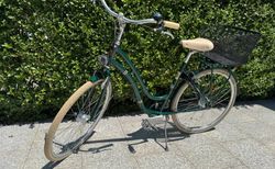 Wunderschönes Velo, Tiefeinsteiger mit Korb und Schloss kaufen in Zug #2 | velomarkt.ch