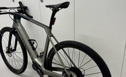Canyon Grail:ON CF 7 E-Gravel Bike Top Zustand | Canyon Grail:ON CF 7 | velomarkt.ch