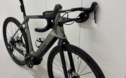 Canyon Grail:ON CF 7 E-Gravel Bike Top Zustand kaufen in Zurich #3 | velomarkt.ch