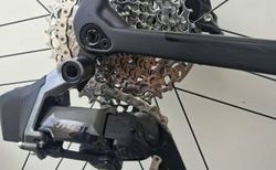 Colnago V3 Disc (2024) – SRAM Rival AXS kaufen in Zug #5 | velomarkt.ch