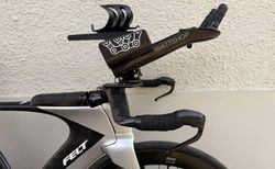 Felt IA Advanced Disc 56 | Wattshop Anemoi | DT Swiss ARC 1400 | Di2 | Powermeter kaufen in Zugo #3 | velomarkt.ch