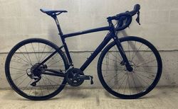 Specialized Tarmac Comp Disc SL6 – Gr. 52 – komplett Ultegra – Schwarz/Violett | Specialized Tarmac Comp Disc SL6 – Grösse 52 | velomarkt.ch