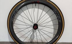 Zipp 303 Carbon Hinterrad | Shimano Body, Rim Brake | velomarkt.ch