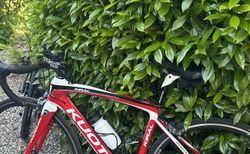 Kuota Kiral fullcarbon | Reynolds Felgen, Shimano Schaltung | velomarkt.ch