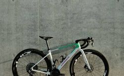 Orbea Terra Adventure Carbon – Custom – Zipp 303 Firecrest – SRAM Force/Eagle – Powermeter | Orbea Terra Adventure Carbon custom | velomarkt.ch