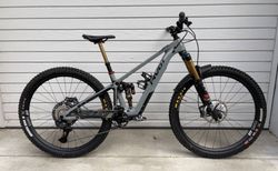 Pivot Shuttle SL Pro 2025 | Pivot Shuttle SL Pro 2025 | velomarkt.ch