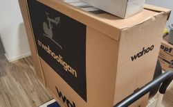 Wahoo KICKR Bike V1 (inklusive Zubehör) kaufen in Solothurn #5 | velomarkt.ch