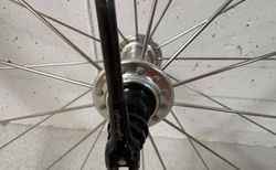 Tune TSR 22 - Laufradsatz Felgenbremsen inkl. Schnellspanner kaufen in Thurgovie #2 | velomarkt.ch