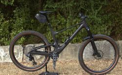 Scott Spark ST Carbon L – GX AXS – Silverton Carbon | High-End Aufbau, wenig gefahren – GX AXS, FOX GRIP | velomarkt.ch