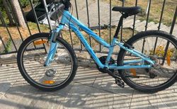 VTT Specialized Hotrock - Très bon état | VTT Specialized Hotrock 24 bleu | velomarkt.ch