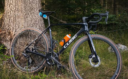 CUBE Cross Race mit 2 Radsätzen | Zu Verkaufen CUBE Cross Race C:68x | velomarkt.ch
