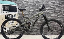 Pivot Winter Aktion, Firebird 29", SLX / XT-Kit, Gr. L L Green Metallic | 00F9CV329ASXA--GGMLGDRPEN | velomarkt.ch