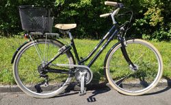 Cresta Arena City Bike | CRESTA ARENA - stylishes Citybike schwarz / beige | velomarkt.ch