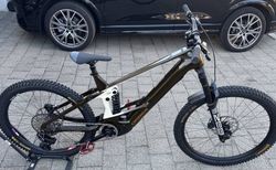 Orbea Wild FS Orbea Wild FS M10 (mit Akku/Ladegerät/Range Extender) 2025 | Orbea Wild FS Orbea Wild FS M10 (mit Akku/Ladegerä | velomarkt.ch