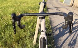 Canyon Endurace CF 7 Di2 (2026) Gr. M | Garmin Edge 540 | nur 2'000 km kaufen in Zoug #2 | velomarkt.ch